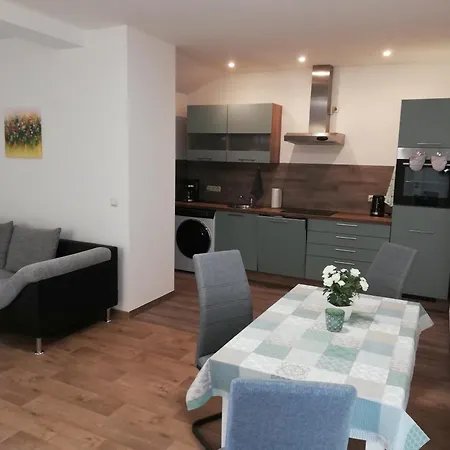 Ferienwohnung, Uebergangswohnung, Monteurwohnung