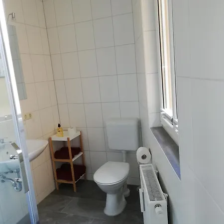 Apartment Ferienwohnung, Uebergangswohnung, Monteurwohnung